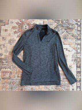 Under Armour lot tshirts and Quarter-Zip Pullovers